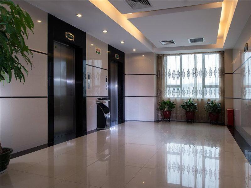Vienna Hotel In Pinghu Square Шэньчжэнь Экстерьер фото